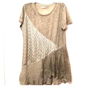 NWOT Simply Couture Tan Layered Tunic Size Medium
